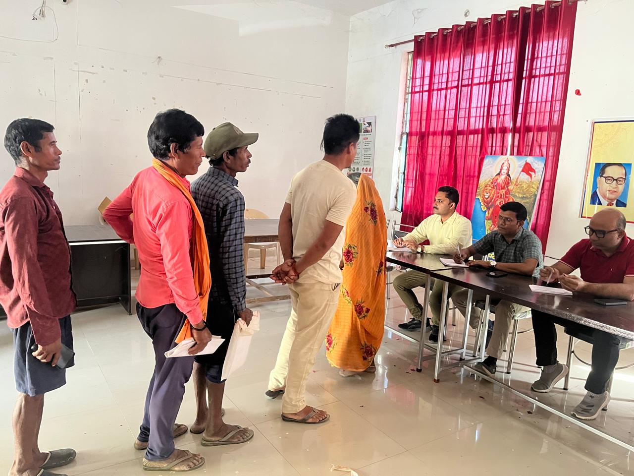 निः शुल्क स्वास्थ्य शिविरों का आयोजन