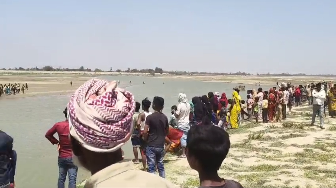 राप्ती नदी में डूबने से 2 बच्चियों की मौत
